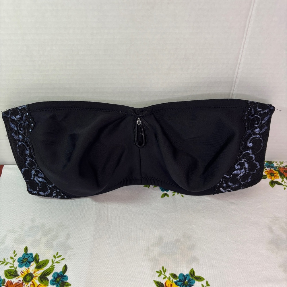 Curvation 38D Women’s Elegant Black Lace Strapless Bra Floral Lace Blue Detail